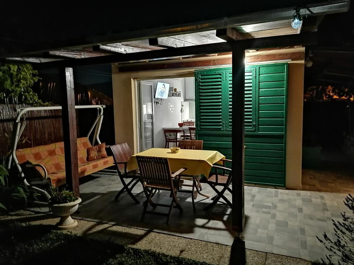 Apartment Taja, Cijela Kuca I Vrt Samo Za Vas 스플리트 외부 사진
