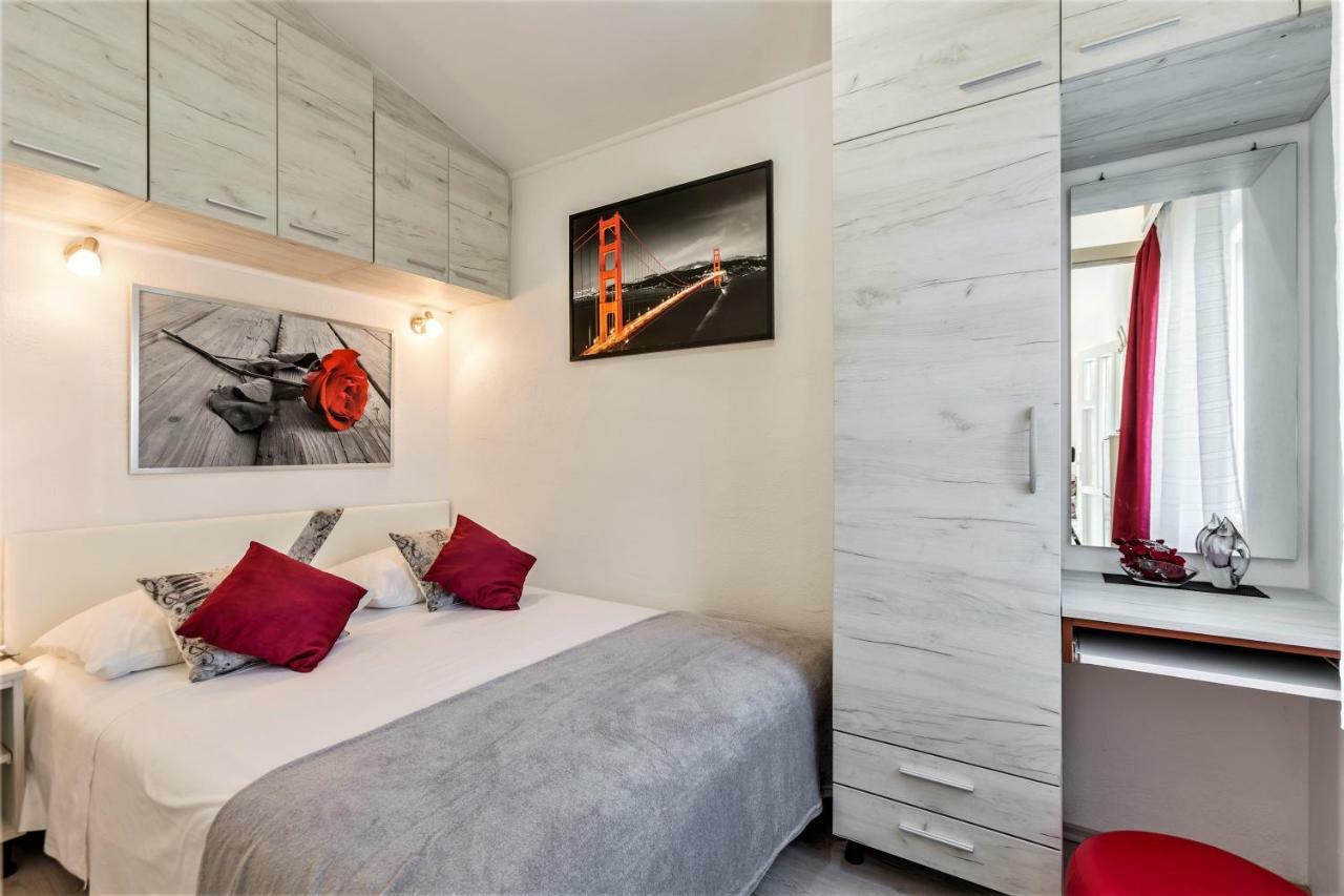 Apartment Taja, Cijela Kuca I Vrt Samo Za Vas 스플리트 외부 사진
