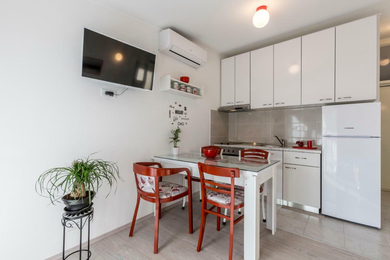 Apartment Taja, Cijela Kuca I Vrt Samo Za Vas 스플리트 외부 사진
